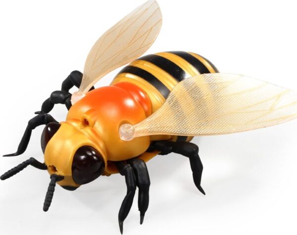 RC včela 13x11 cm