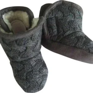 kojenecké capáčky zimní