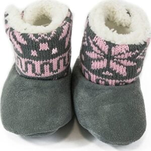 kojenecké capáčky zimní